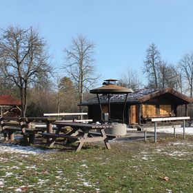 Öffentlicher Grillplatz der Vorbergblickhütte