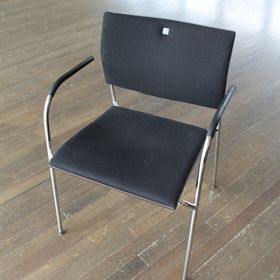 Stuhl aus Stoff 